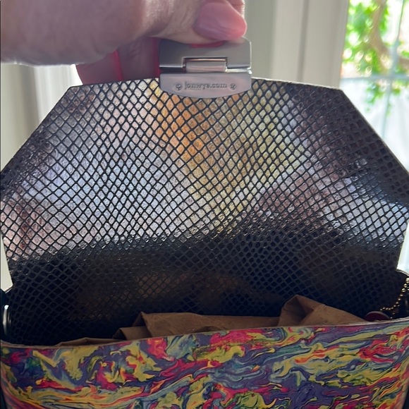 Vibrant Multicolor Rosinante Tal Hand painted leather crossbody bag - Picture 5 of 12